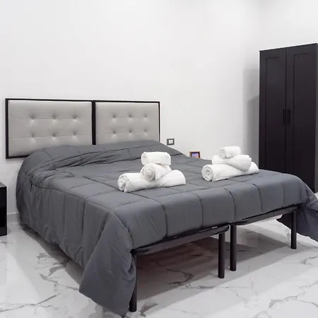 Laura Bed and Breakfast Ταράντο