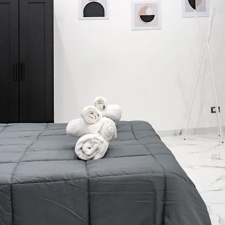 Laura Ταράντο